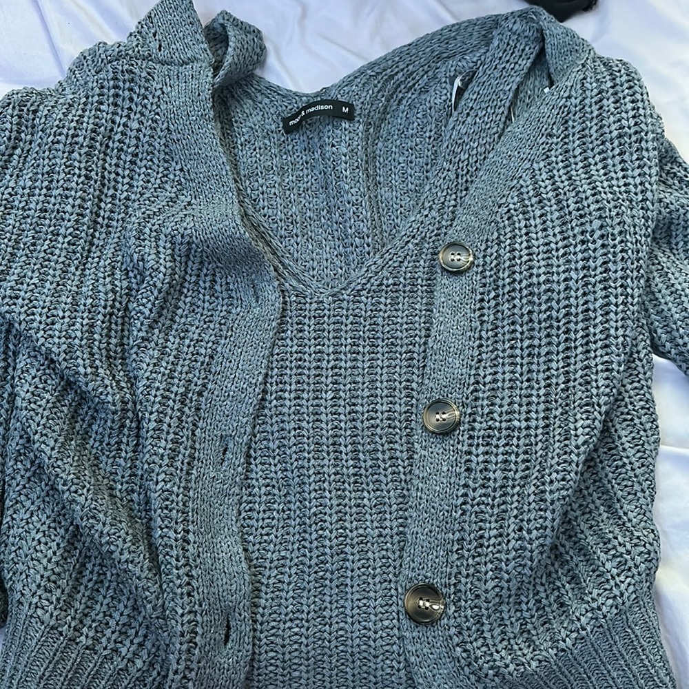 sweater size medium